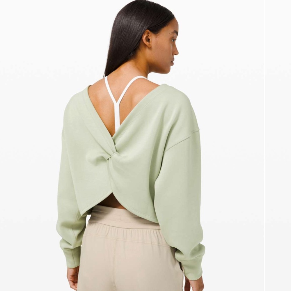 Lululemon Twist Back to Front Pullover Green Fern